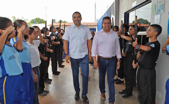 Governador Wanderlei Barbosa anuncia ampliação das obras na escola estadual do Jardim Taquari